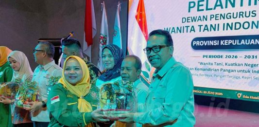 Wabup Natuna Jarmin Hadiri Pelantikan Perempuan Tani HKTI Kepri, Dukung Penguatan Peran Perempuan di Sektor Pertanian