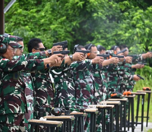 Terus Asah Kemampuan, Lanud RSA Natuna Gelar Latihan Menembak Bulanan