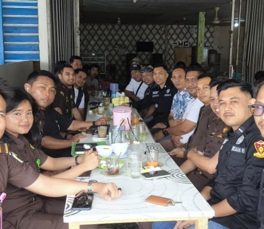Lewat Silaturahmi Ngopi Pagi, Kejari Natuna Perkokoh Sinergi dengan Insan Pers