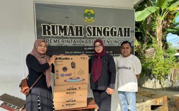 Ketua DPRD Lingga Maya Sari Respons Cepat Kebutuhan Pasien, Serahkan Kipas Angin untuk Rumah Singgah di Batam