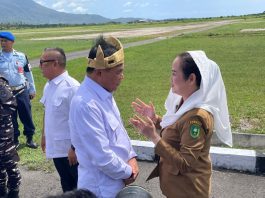 Menko Polkam Kunjungi Natuna, Bupati Cen Sui Lan Sampaikan Keluhan Tingginya Biaya Transportasi dan Rentang Kendali