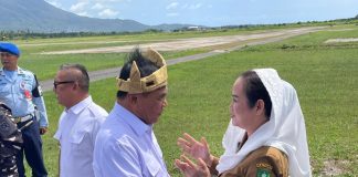 Menko Polkam Kunjungi Natuna, Bupati Cen Sui Lan Sampaikan Keluhan Tingginya Biaya Transportasi dan Rentang Kendali