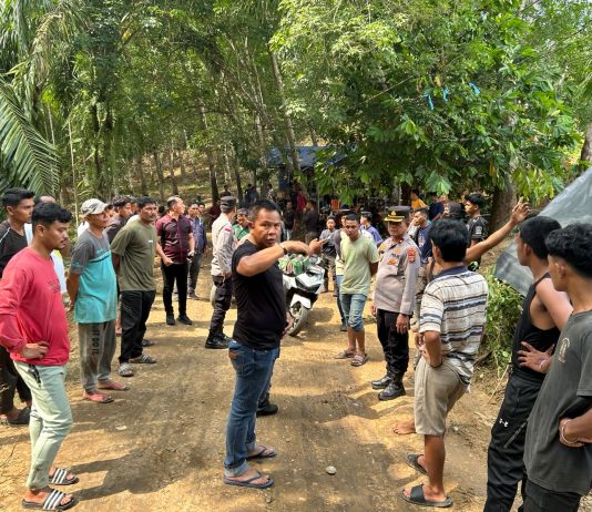 Polres Aceh Timur Amankan Lokasi Kebakaran Penampungan Minyak Tradisional di Darul Ihsan