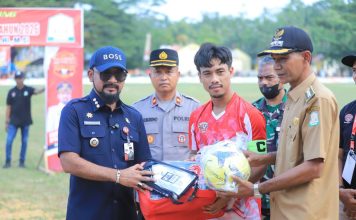 Bupati Al- Farlaky Resmi Buka Turnamen Sepak Bola Piala Bupati Aceh Timur Cup II 2026