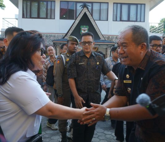 Komisi VII DPR RI dan Gubernur Sumut Kunjungi Paviliun Kabupaten Asahan di PRSU 2026