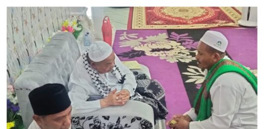 Silaturahmi dengan Abu Paya Pasi, Ketua FPI Aceh Timur Bahas Penguatan Syariat Islam dan Agenda Zikir Akbar
