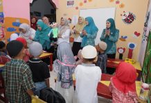 Tumbuhkan Minat Baca Sejak Dini, Ketua TP PKK Asahan Kunjungi PAUD Sentang
