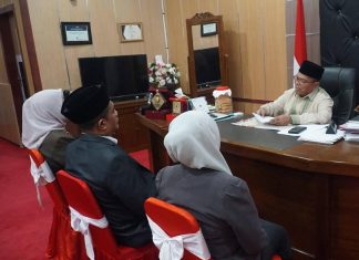 Seleksi JPT Pratama Buton Selatan Masuki Tahap Akhir, Bupati Adios Wawancarai Kandidat