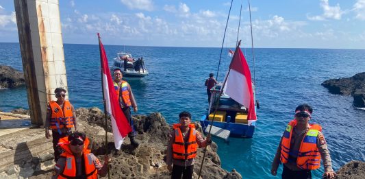 Perkuat Pengawasan Pulau Terluar, Polsek Bunguran Barat Patroli ke Tokong Boro