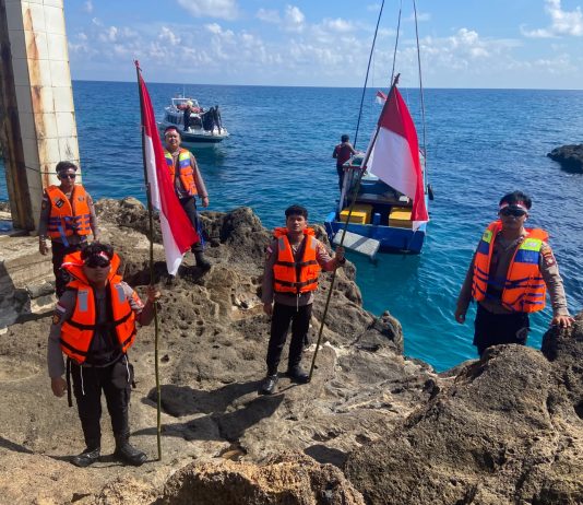 Perkuat Pengawasan Pulau Terluar, Polsek Bunguran Barat Patroli ke Tokong Boro