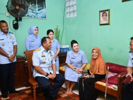 Hari Bakti TNI AU ke-79, Danlanud Raden Sadjad Kunjungi Purnawirawan dan Pensiunan di Natuna