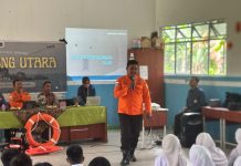 SAR Natuna dan Damkar Berikan Workshop Dasar Pencarian, Pertolongan, dan Penanggulangan Kebakaran kepada Pelajar