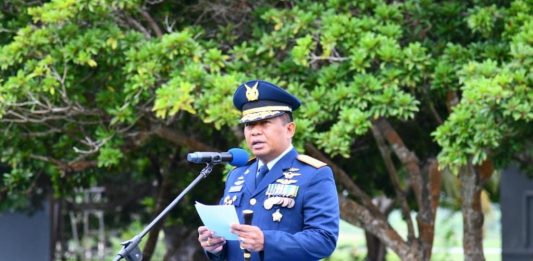 Danlanud RSA Natuna Pimpin Upacara Hari Bakti TNI AU ke-79, Kasau: Jadikan Setiap Penugasan sebagai Kehormatan