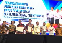 Tandatangani Hibah Tanah, Buton Tengah Resmi Masuk 17 Daerah Penerima Program Sekolah Nasional Terintegrasi