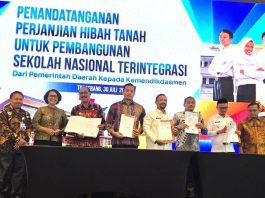 Tandatangani Hibah Tanah, Buton Tengah Resmi Masuk 17 Daerah Penerima Program Sekolah Nasional Terintegrasi