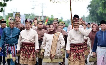 Puncak Hari Jadi Ke-514 Bengkalis Diawali Arak-arakan Adat Menuju Sidang Paripurna Istimewa