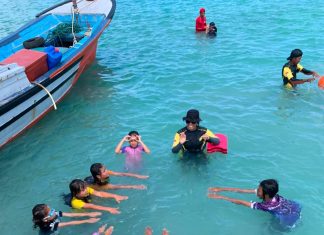 SAR Natuna Latih Pelajar di Pulau Terdepan Berenang dan Kenalkan Keselamatan Maritim Sejak Dini
