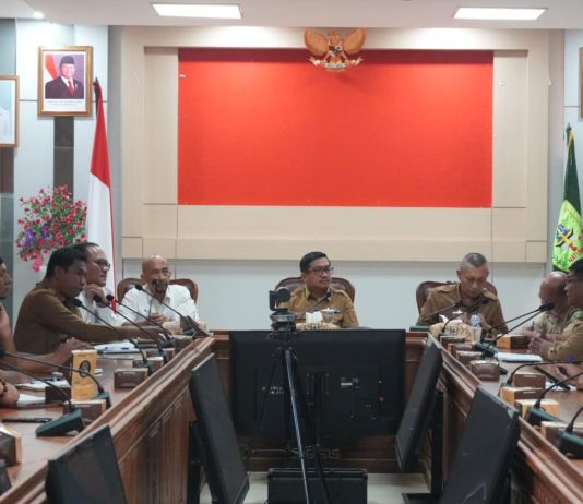 Sekda Boy Wijanarko Pimpin Rakor Stabilitas Harga Minyak Goreng, Subsidi Transportasi Dievaluasi