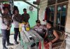 Polsek Bunguran Timur Salurkan Bantuan Sembako dan Perkuat Silaturahmi Melalui Sambang Warga di Ranai Kota