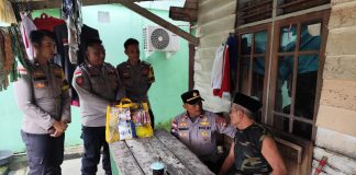 Polsek Bunguran Timur Salurkan Bantuan Sembako dan Perkuat Silaturahmi Melalui Sambang Warga di Ranai Kota