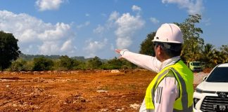 Tinjau Pembangunan Kantor Bupati, H. Muhammad Adios Tekankan Kualitas dan Ketepatan Waktu