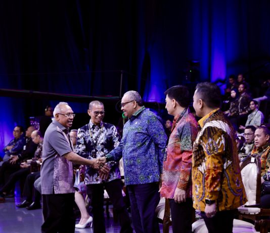 Wamenaker: Kepercayaan Publik Dibangun Melalui Pelayanan yang Cepat dan Transparan