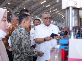 Wamenaker: Keh adiran Industri Harus Membuka Kesempatan Kerja bagi Warga Sekitar