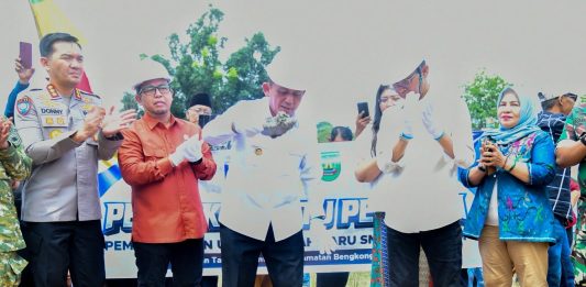 Pemprov Kepri Bangun 2 SMK Baru di Kota Batam, Gubernur Ansar Lakukan Peletakan Batu Pertama