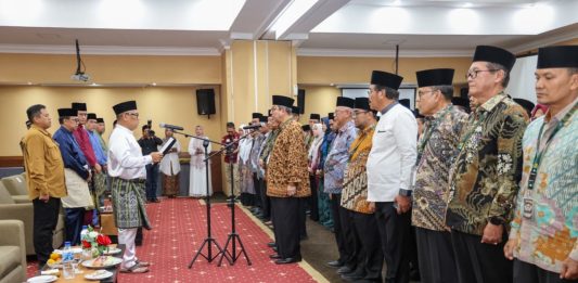 Wagub Nyanyang Lantik Dewan Hakim MTQ XII Kepri, Tekankan Objektivitas, Keadilan, dan Profesionalisme