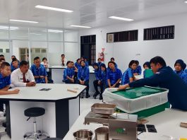 Siapkan SDM Untuk Transisi Energi, PLN dan IT PLN Beri Pelatihan Energi Terbarukan Bagi Siswa SMA
