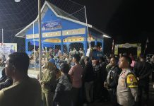 Hingga Dini Hari, Polsek Bunguran Timur Hadir Mengawal Semangat Sportivitas di Open Turnamen HUT ke-108 Desa Kelanga