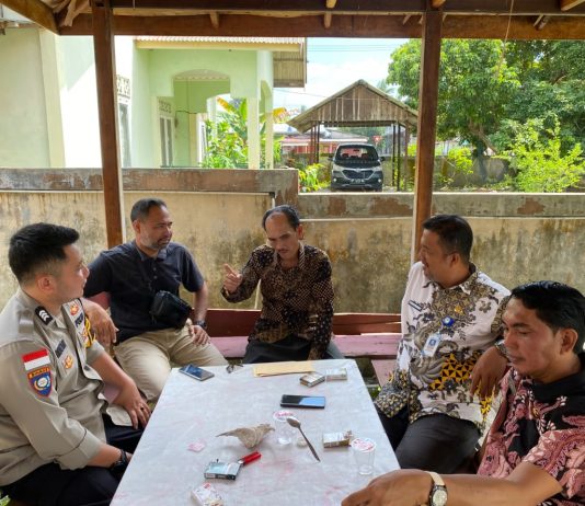 Perkuat Sinergitas dengan Masyarakat, Bhabinkamtibmas Batu Hitam Intensifkan Sambang Kamtibmas dan DDS