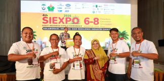Komitmen Lindungi Petani Sawit, Bupati Siak Afni Zulkifli Raih Penghargaan SIEXPO 2026