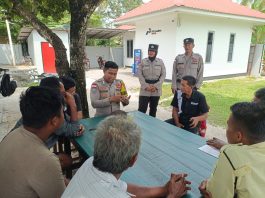 Sambangi Warga, Bhabinkamtibmas Ranai Darat Ajak Masyarakat Bersama Jaga Kamtibmas
