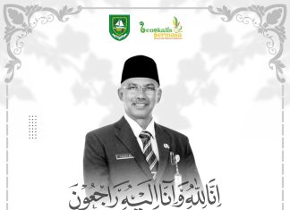 Bupati Kasmarni Sampaikan Belasungkawa atas Berpulangnya Yuhelmi