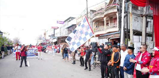 Buka Pawai Kemerdekaan RI ke-81, Ketua DPRD Apresiasi Seluruh Pihak Terkait