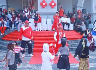 Semangat Kemerdekaan Warnai Karnaval Budaya, Puluhan Sekolah Unjuk Kreativitas di Rumah Rakyat