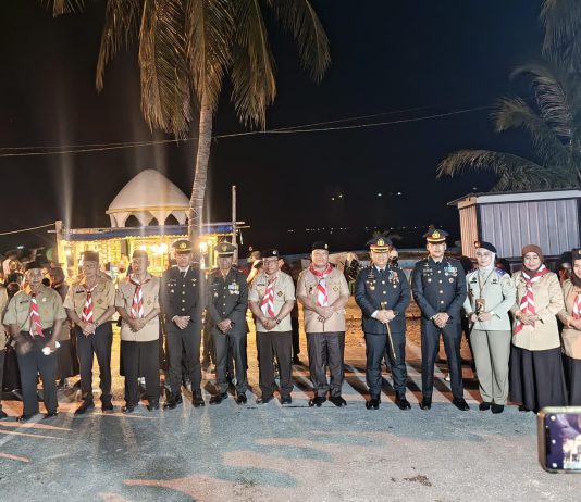 Hadiri Tabtu dan Pawai Obor, Bupati Adios: SDM Harus Dibangun untuk Kemajuan Buton Selatan