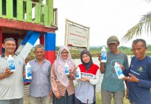 Pertamina Patra Niaga Regional Sumbagut Menjadi Pionir Probiotik MOL di Lhokseumawe, Perkuat Adaptasi Perubahan Iklim Petambak Udang Melalui Gampong Berdikari