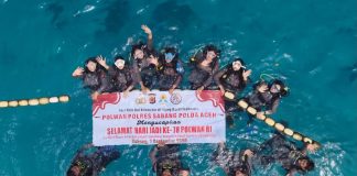 Peringati Hari Jadi ke-78, Polwan di Aceh Promosikan Wisata Bahari Sabang Lewat Diving