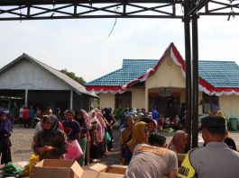 Peduli Kebutuhan Masyarakat, Kapolres Natuna Gelar Gerakan Pangan Murah di Bunguran Tengah