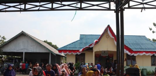 Peduli Kebutuhan Masyarakat, Kapolres Natuna Gelar Gerakan Pangan Murah di Bunguran Tengah