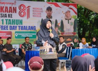 Di Tengah Car Free Day Tualang, Bupati Siak Afni Zulkifli Ajak Warga Cegah Karhutla