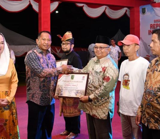 Danlanud RSA dan Ketua PIA Cabang 9/D.I, Semarakkan Resepsi HUT Ke-81 RI di Natuna