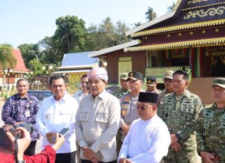 Kapolda Kepri Dampingi Menkopolhukam Kunjungan ke Pulau Penyengat