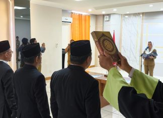 Bupati Cen Sui Lan Lantik Enam Analis Kebencanaan, Perkuat Pencegahan dan Penanganan Bencana