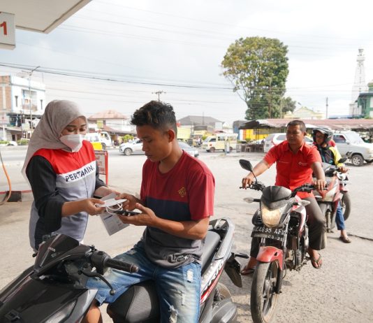 Pertamina Patra Niaga Regional Sumbagut Gerak Cepat, Salurkan Bantuan Pasca Erupsi Gunung Sinabung di Kabupaten Karo