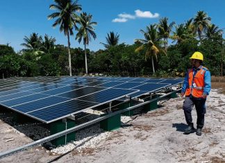 Lebih dari Sekadar Terang, PLTS PLN Membawa Harapan Baru ke Pulau Rengit Belitung