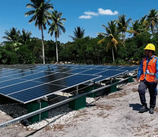 Lebih dari Sekadar Terang, PLTS PLN Membawa Harapan Baru ke Pulau Rengit Belitung