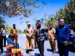 Bupati Buton Tengah Turun Langsung Bantu Korban Kebakaran Rumah di Wongko Lakudo